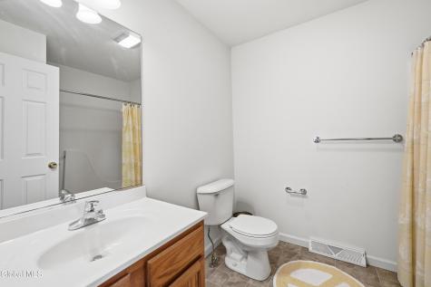 6 Patroon Pointe Drive Rensselaer NY 12144