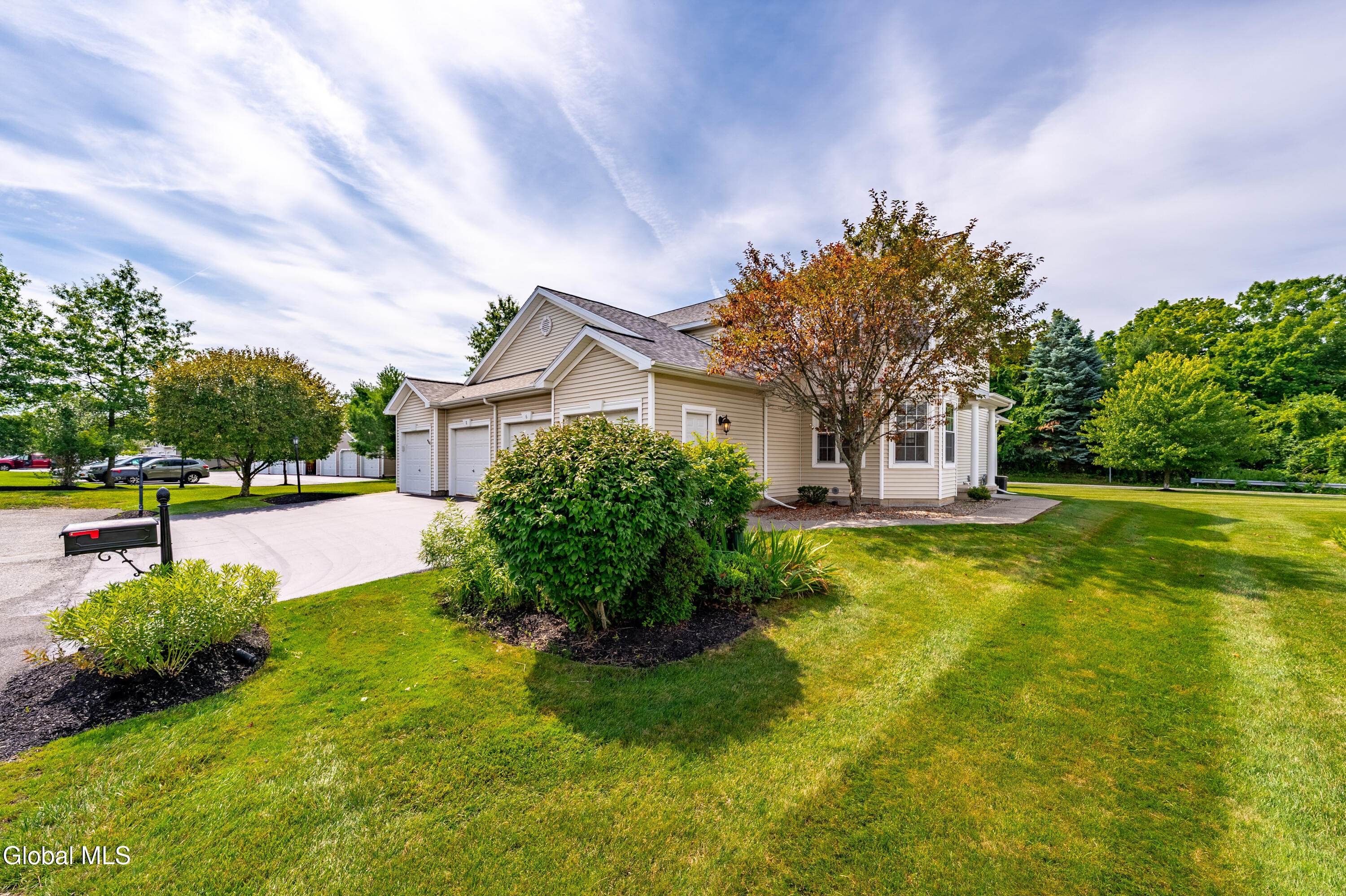 6 Patroon Pointe Drive Rensselaer NY 12144