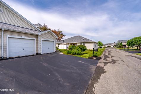 6 Patroon Pointe Drive Rensselaer NY 12144