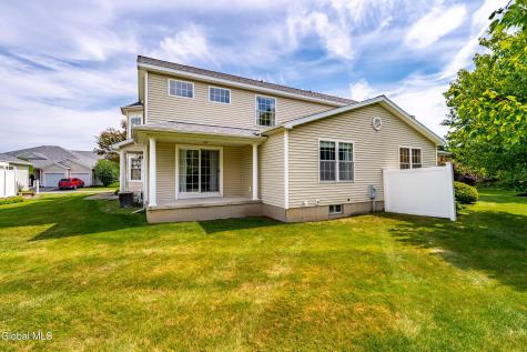 6 Patroon Pointe Drive Rensselaer NY 12144
