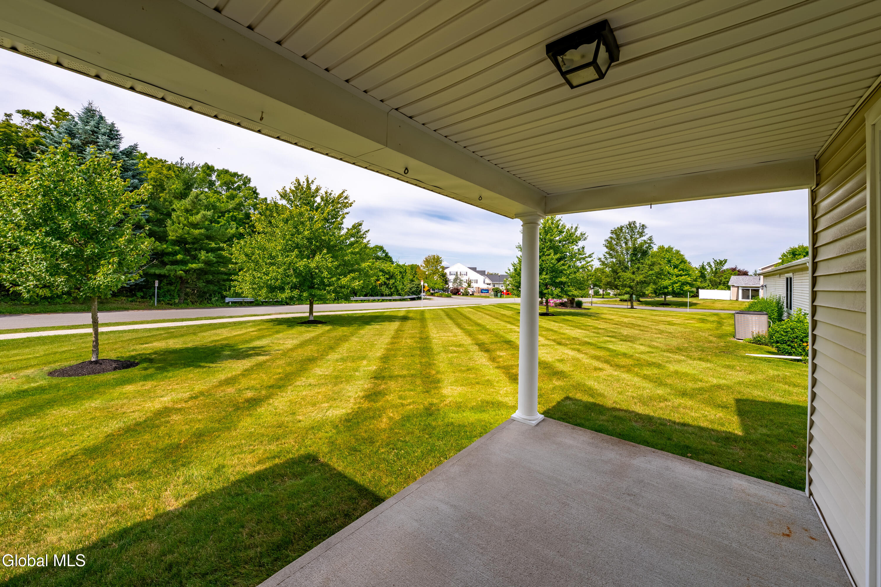 6 Patroon Pointe Drive Rensselaer NY 12144