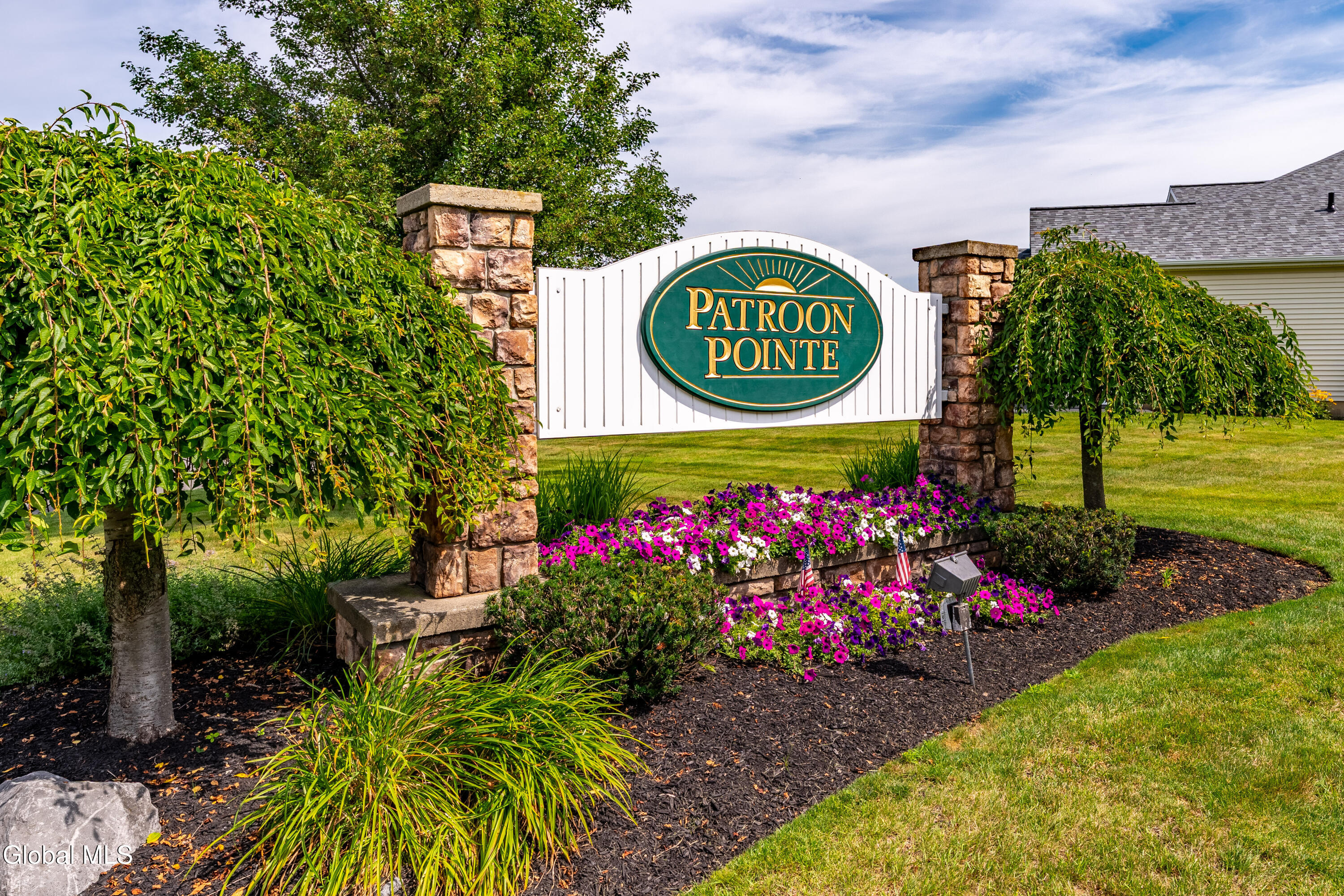 6 Patroon Pointe Drive Rensselaer NY 12144