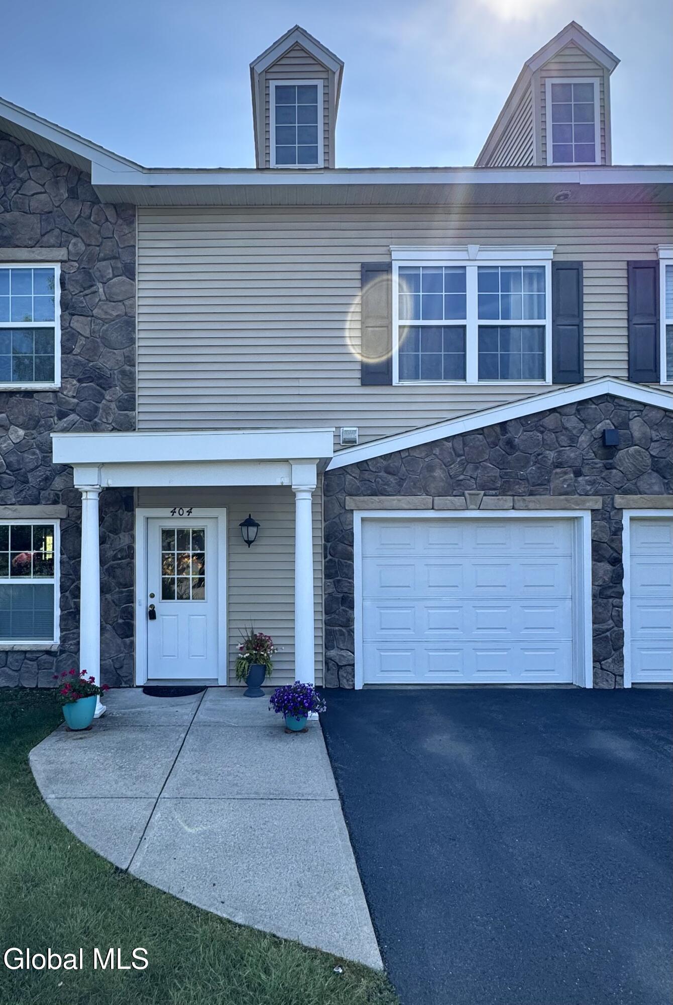 404 Worthington Terrace Wynantskill NY 12198