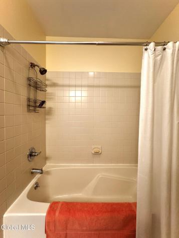 404 Worthington Terrace Wynantskill NY 12198
