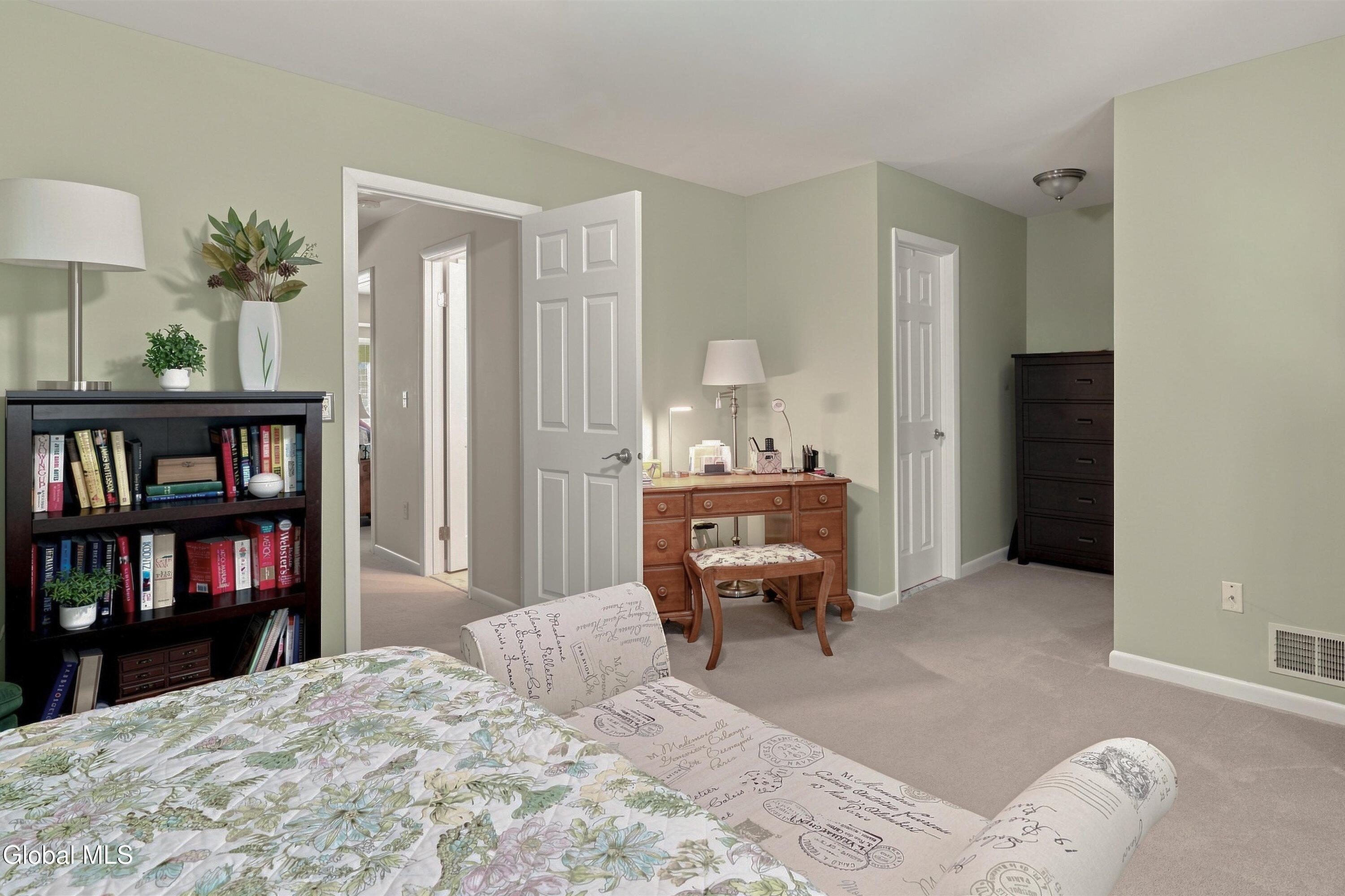49 Brenden Court Clifton Park NY 12065
