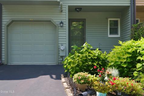 49 Brenden Court Clifton Park NY 12065