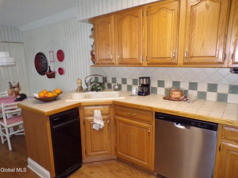 20 Westwood Drive Queensbury NY 12804
