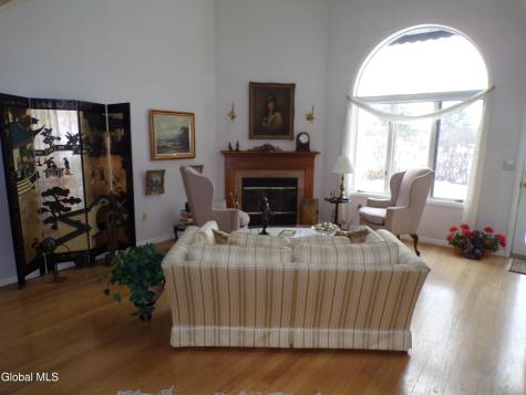 20 Westwood Drive Queensbury NY 12804
