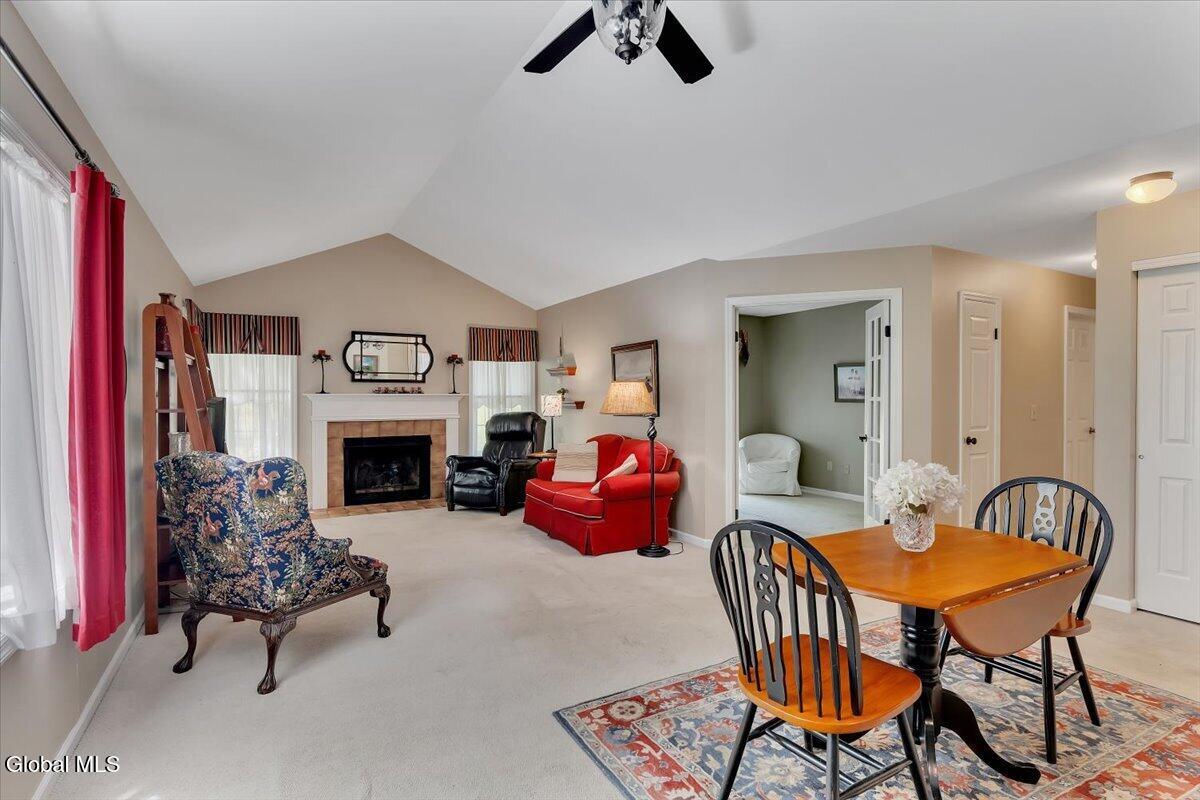 11 Greystone Drive Voorheesville NY 12186