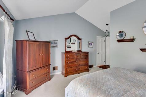 11 Greystone Drive Voorheesville NY 12186