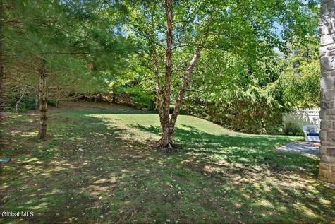 11 Greystone Drive Voorheesville NY 12186
