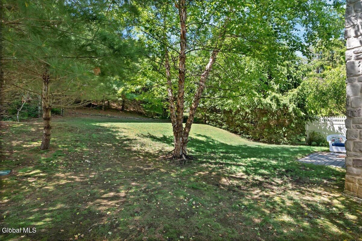 11 Greystone Drive Voorheesville NY 12186