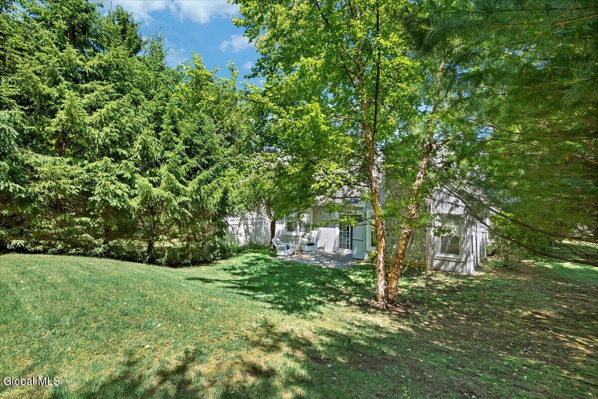 11 Greystone Drive Voorheesville NY 12186