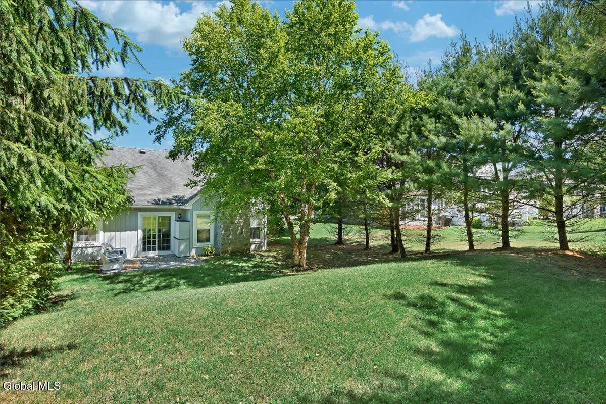 11 Greystone Drive Voorheesville NY 12186