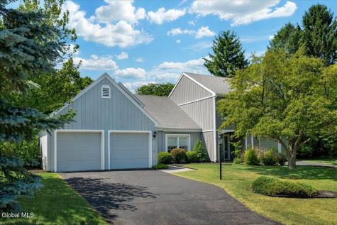 11 Greystone Drive Voorheesville NY 12186