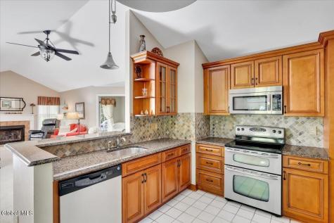 11 Greystone Drive Voorheesville NY 12186