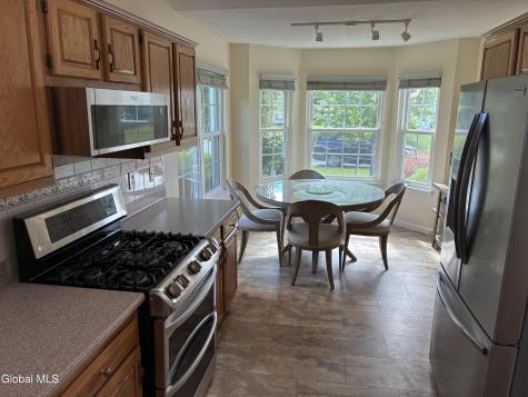 9 Hyland Circle Troy NY 12182