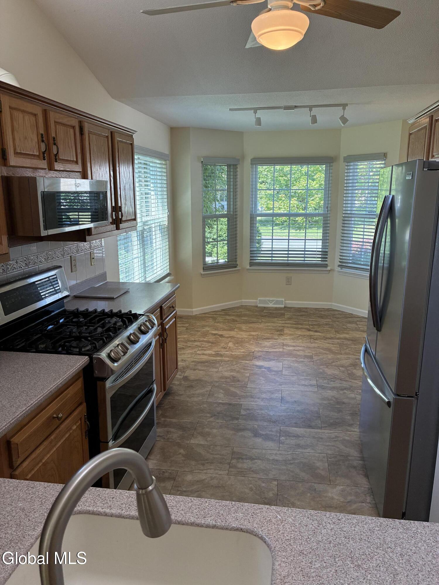 9 Hyland Circle Troy NY 12182
