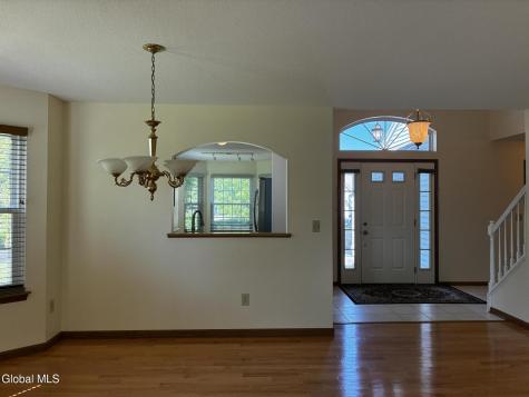 9 Hyland Circle Troy NY 12182