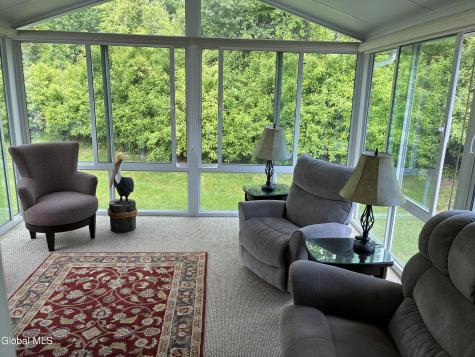9 Hyland Circle Troy NY 12182