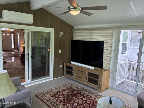 9 Hyland Circle Troy NY 12182