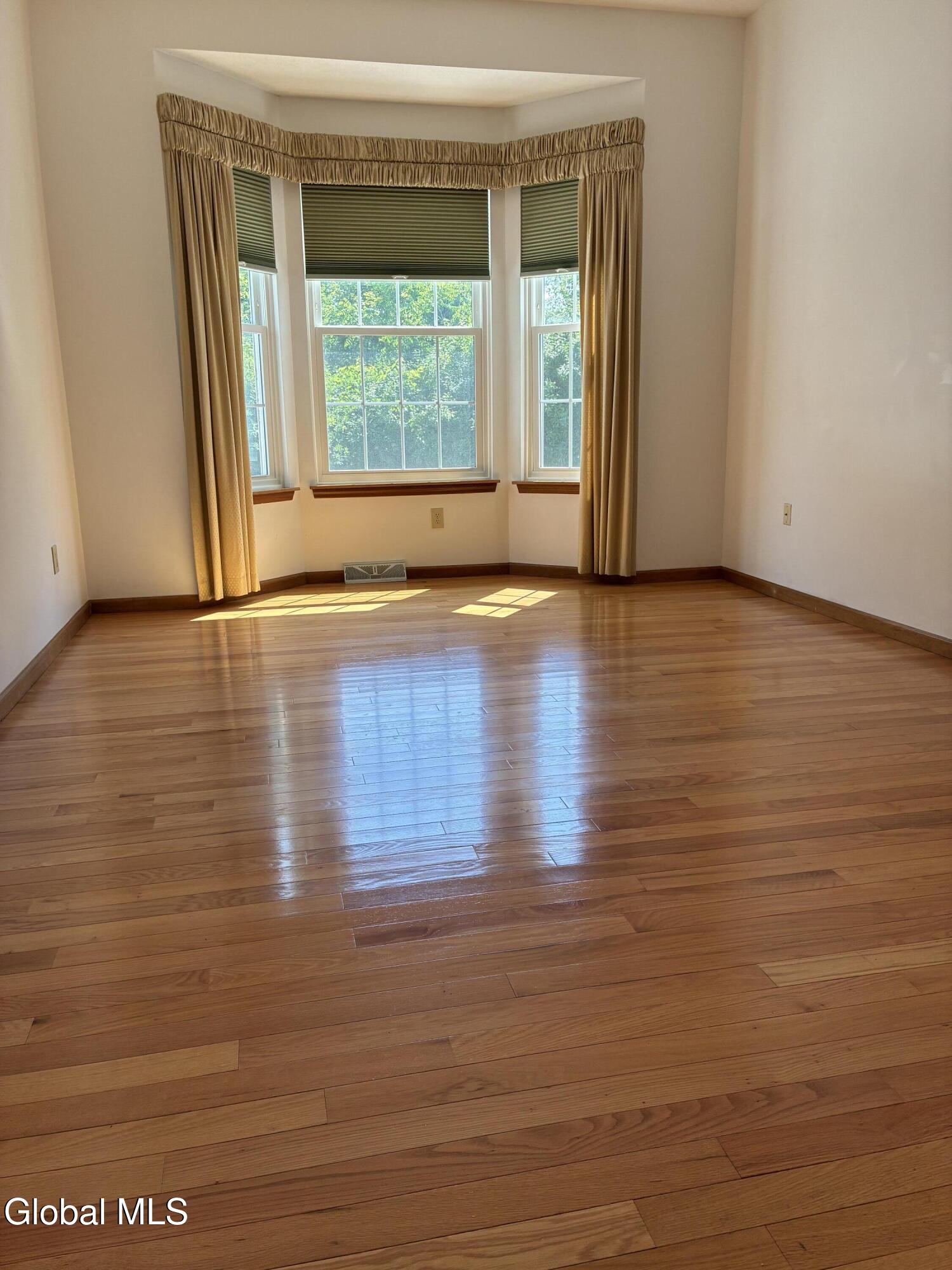 9 Hyland Circle Troy NY 12182