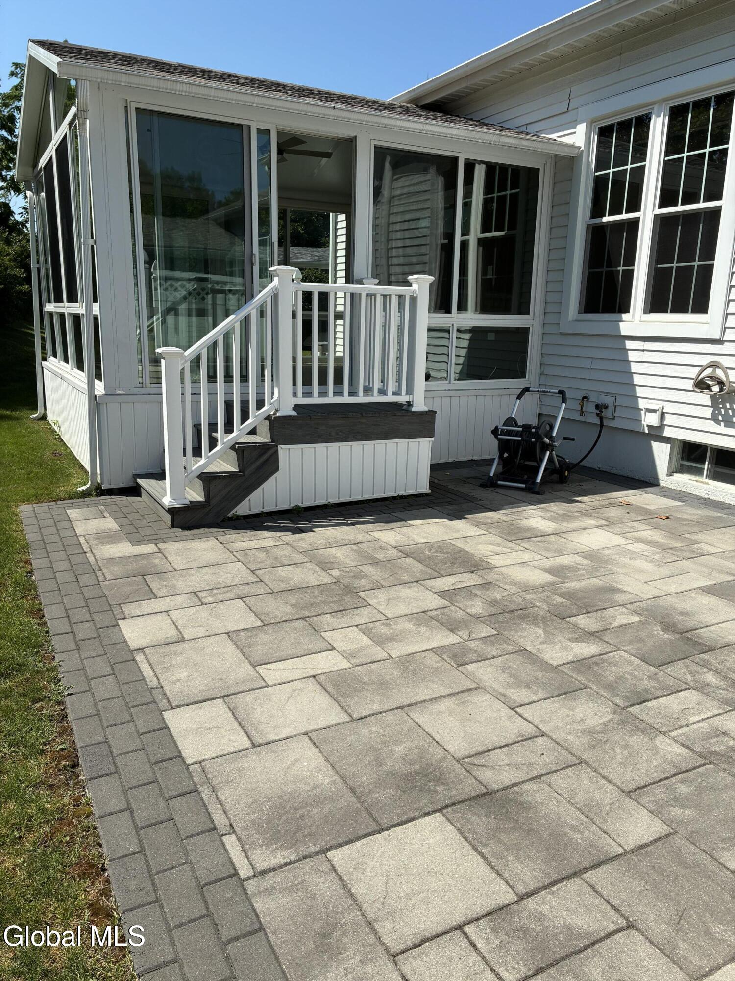 9 Hyland Circle Troy NY 12182