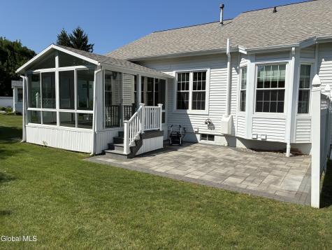 9 Hyland Circle Troy NY 12182