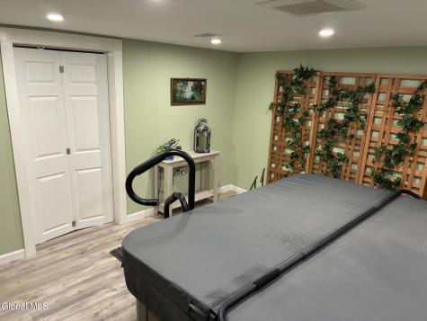 9 Hyland Circle Troy NY 12182