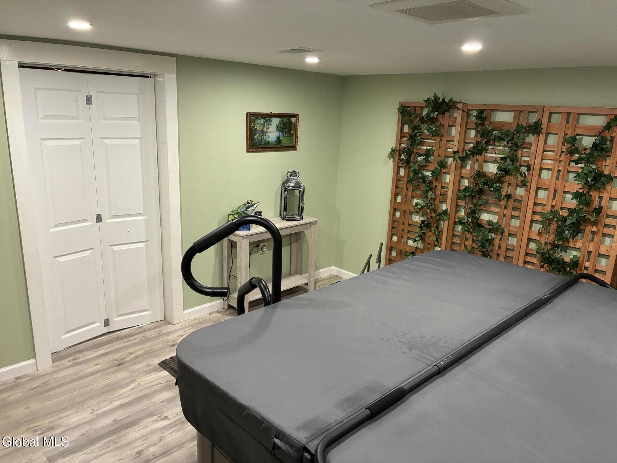 9 Hyland Circle Troy NY 12182