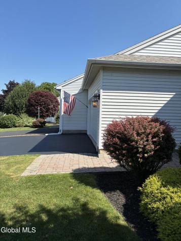 9 Hyland Circle Troy NY 12182