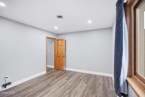 222 S Ten Broeck Street Schenectady NY 12302
