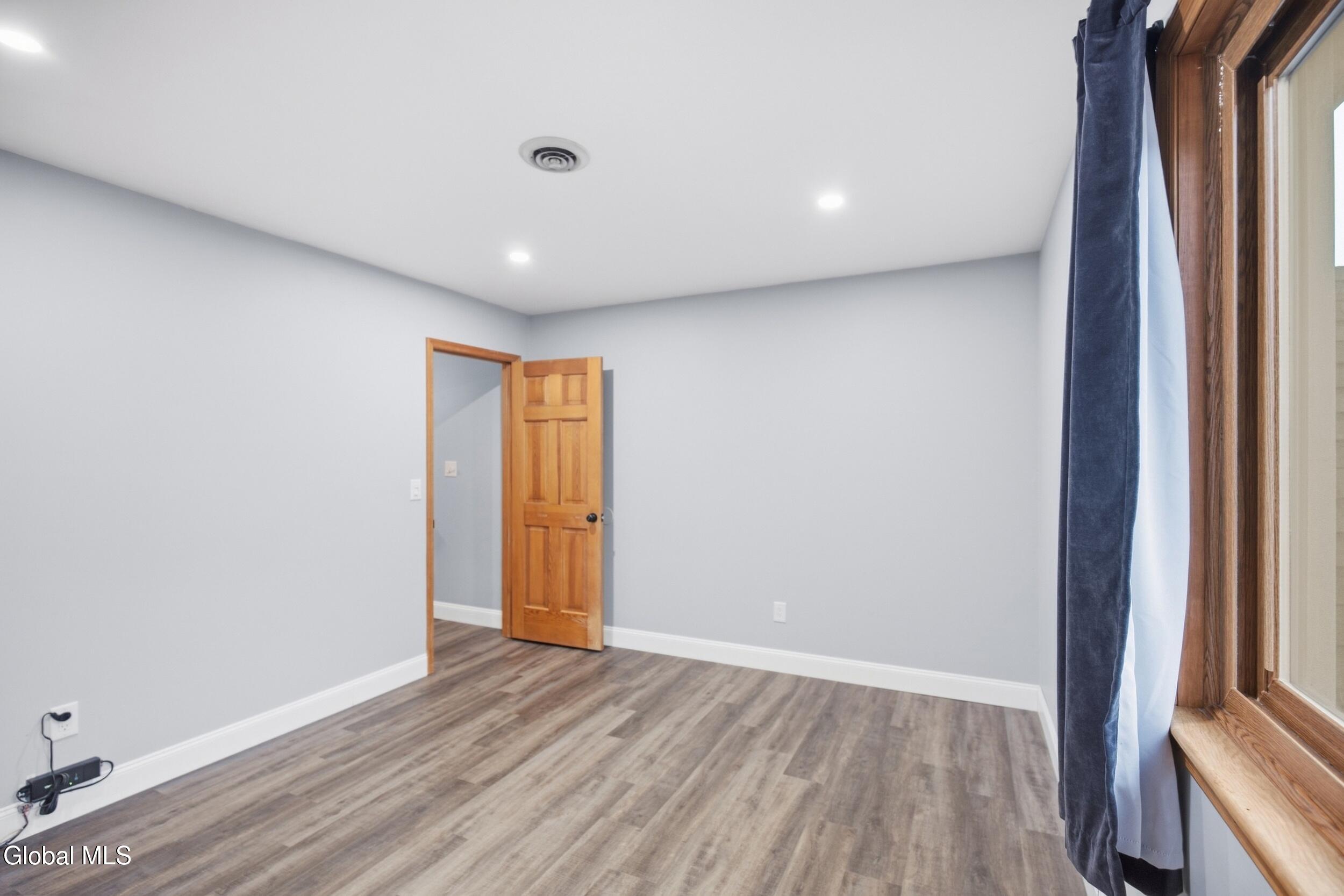 222 S Ten Broeck Street Schenectady NY 12302