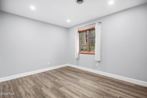 222 S Ten Broeck Street Schenectady NY 12302