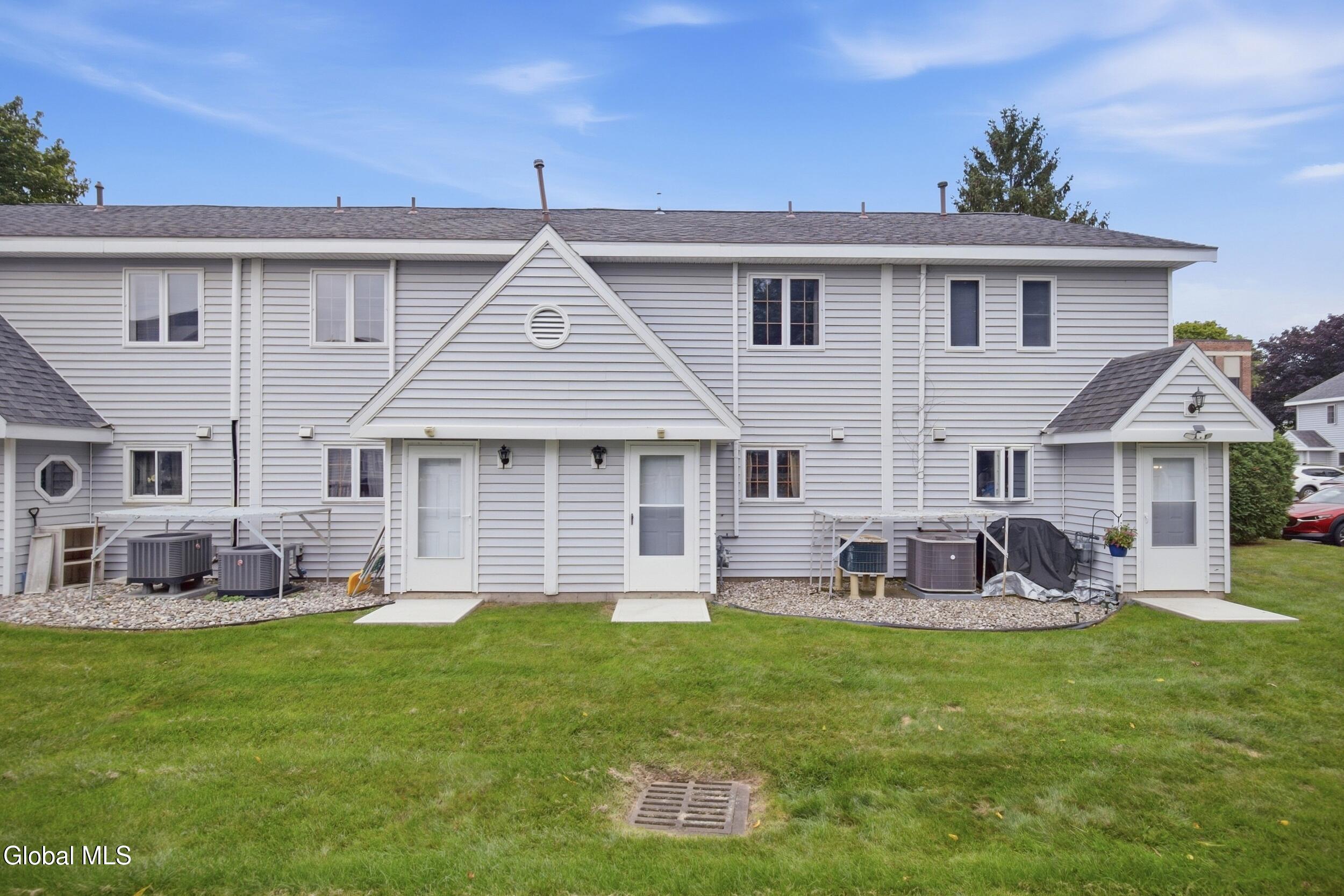 222 S Ten Broeck Street Schenectady NY 12302
