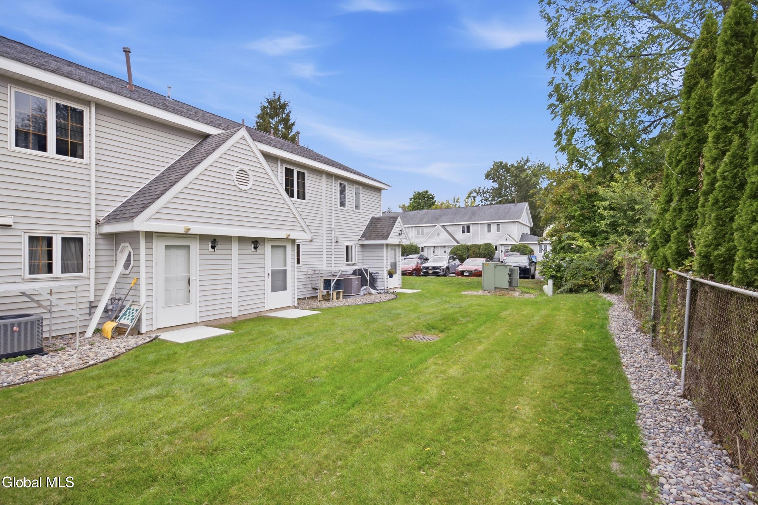 222 S Ten Broeck Street Schenectady NY 12302