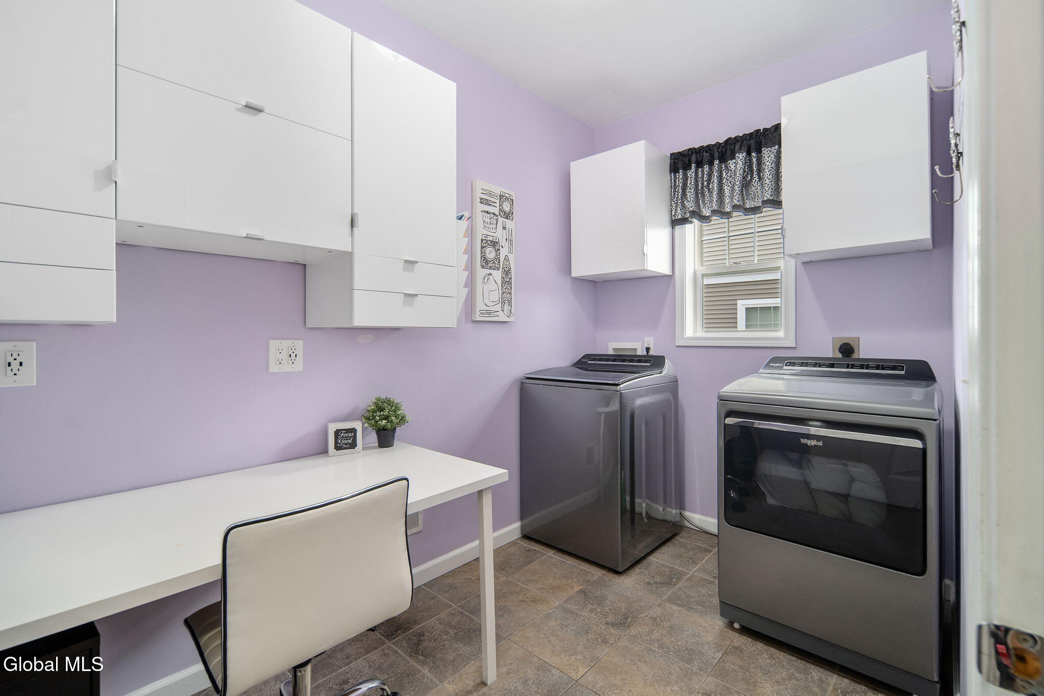 28 Guiliana Circle Troy NY 12180
