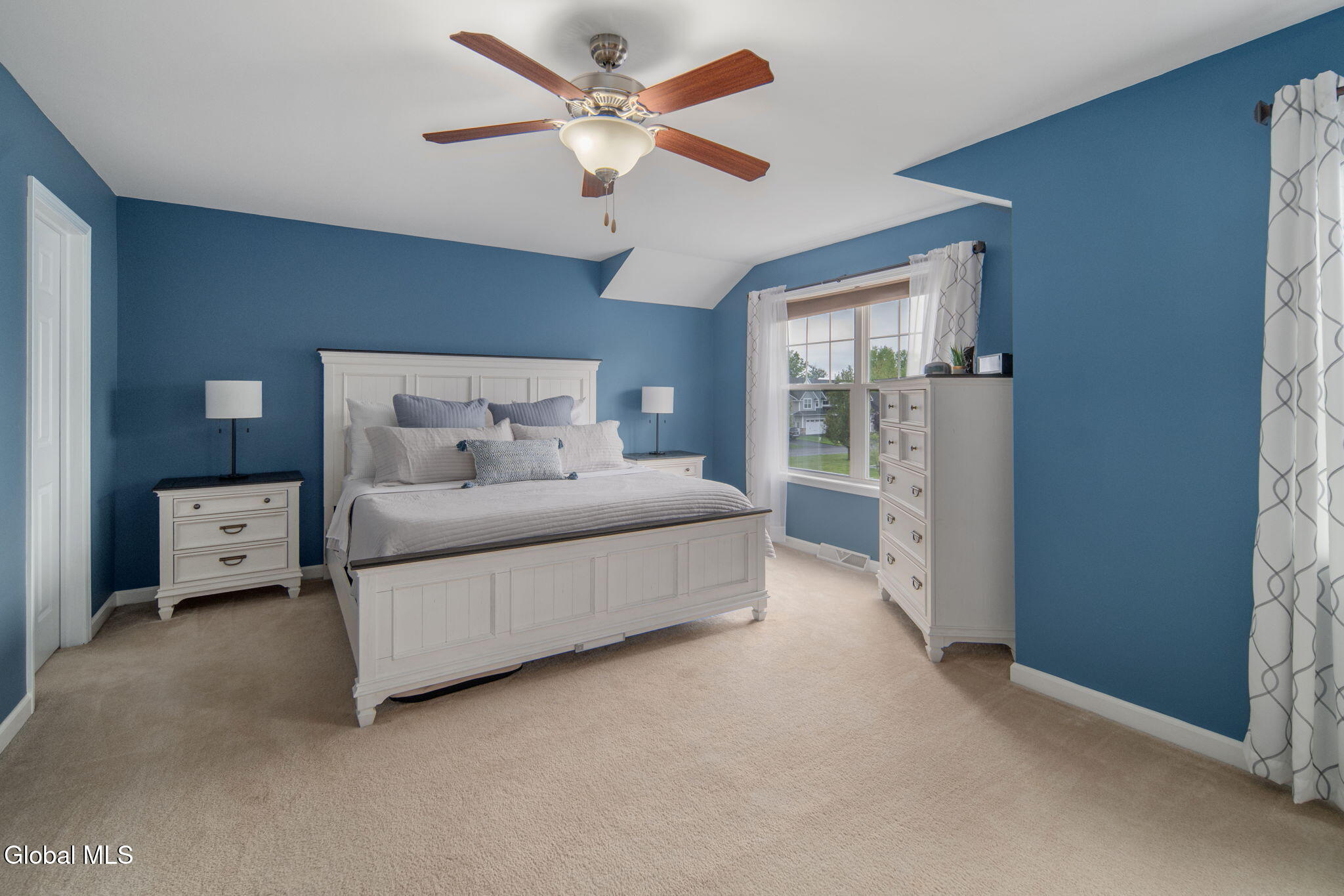 28 Guiliana Circle Troy NY 12180