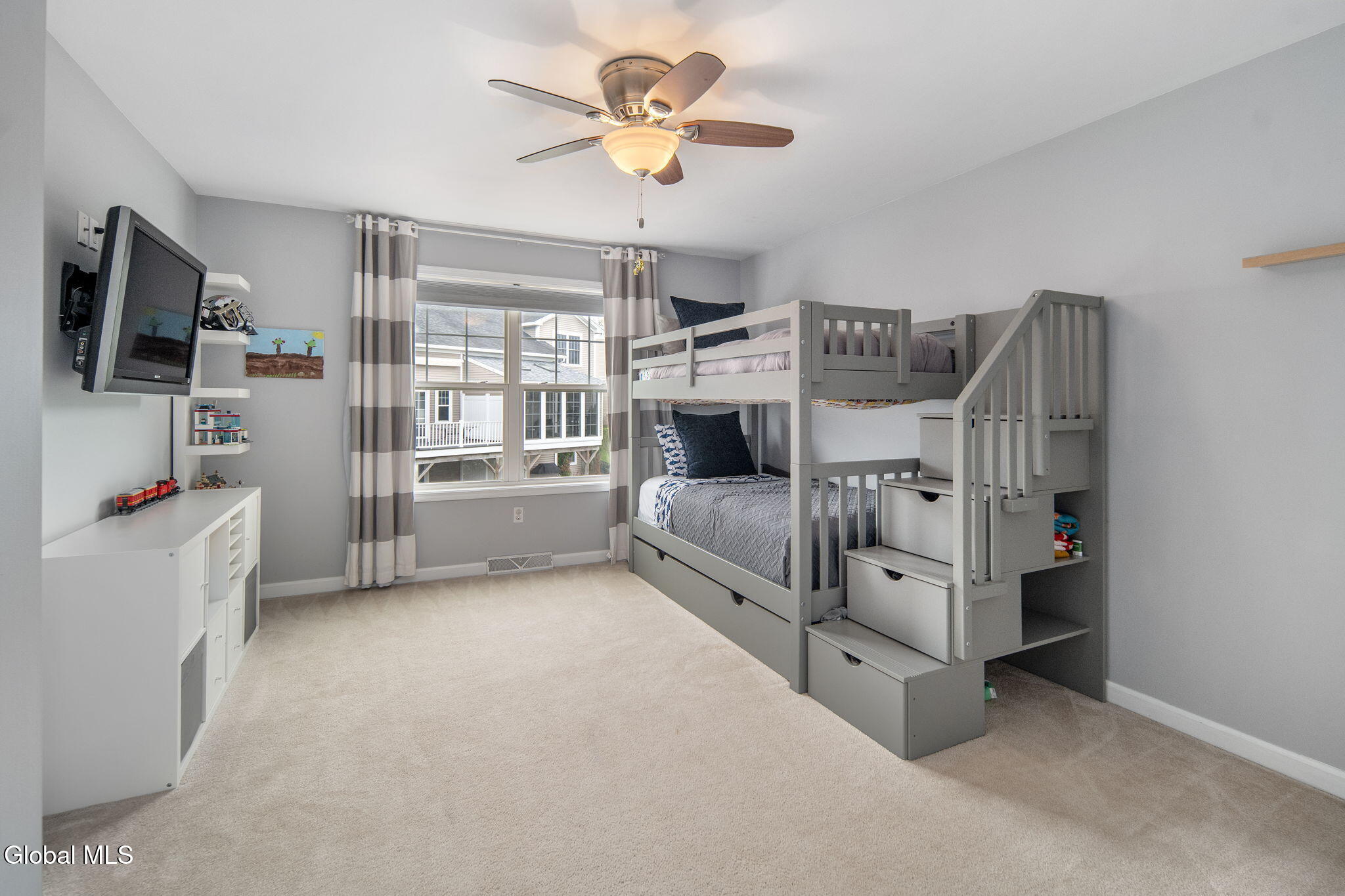 28 Guiliana Circle Troy NY 12180