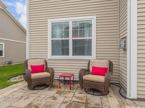 28 Guiliana Circle Troy NY 12180