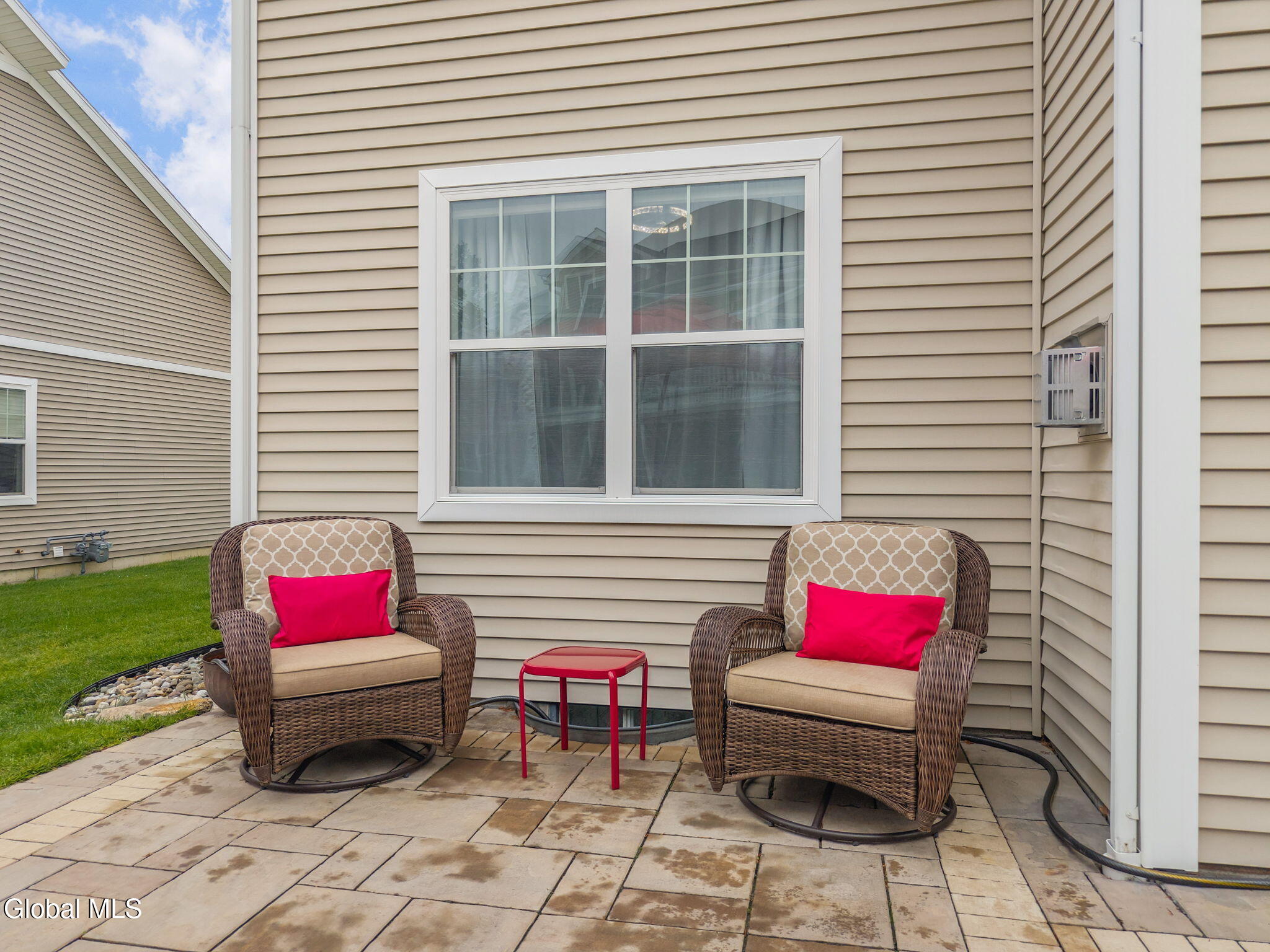28 Guiliana Circle Troy NY 12180