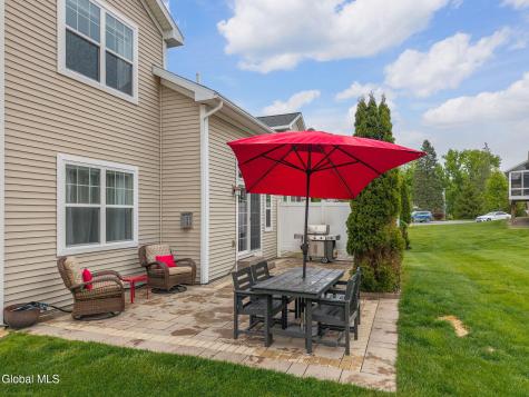 28 Guiliana Circle Troy NY 12180
