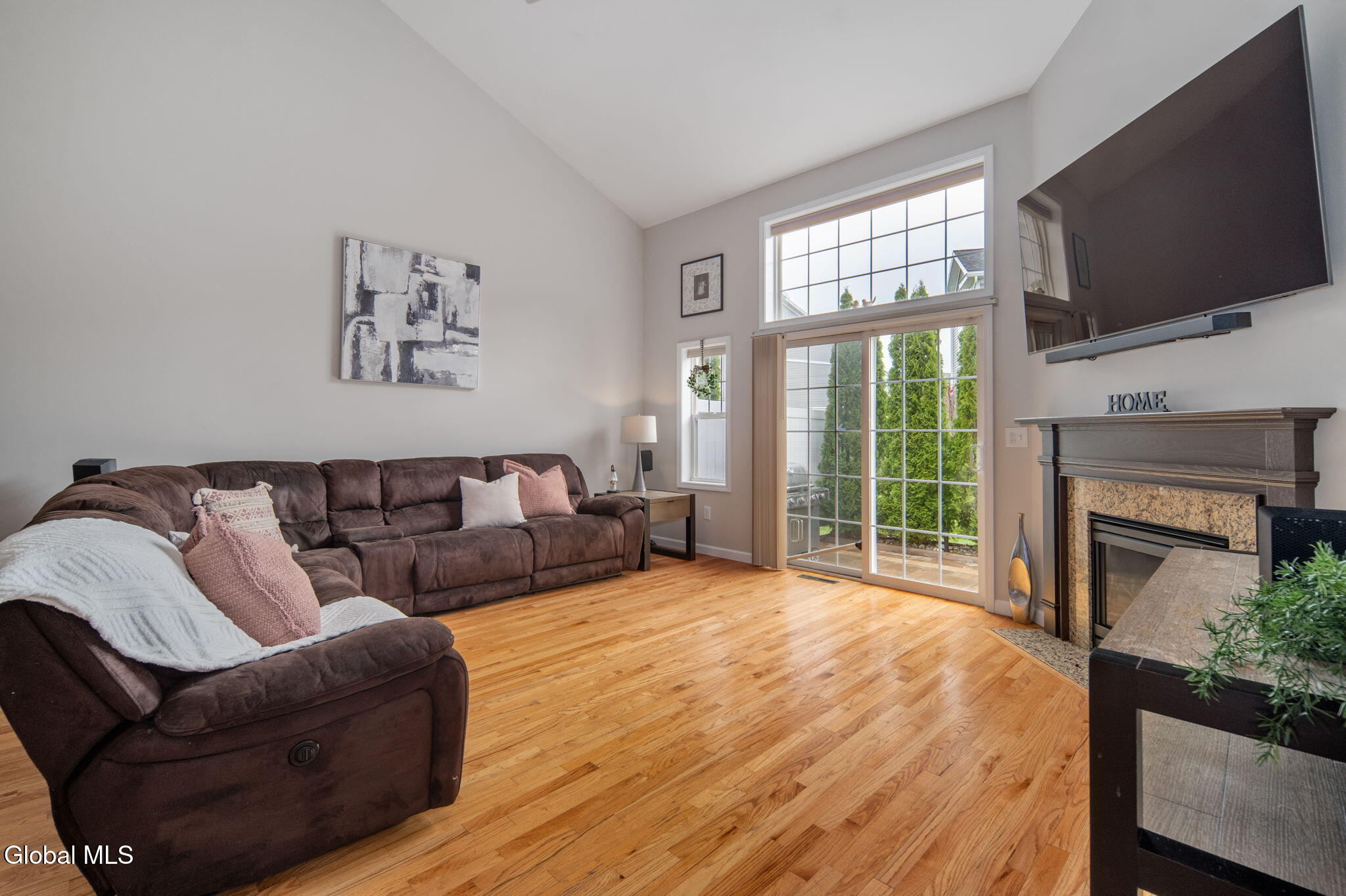 28 Guiliana Circle Troy NY 12180
