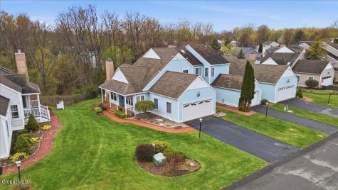 18 Kensington Place Albany NY 12209