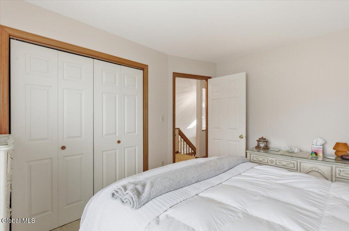 18 Kensington Place Albany NY 12209