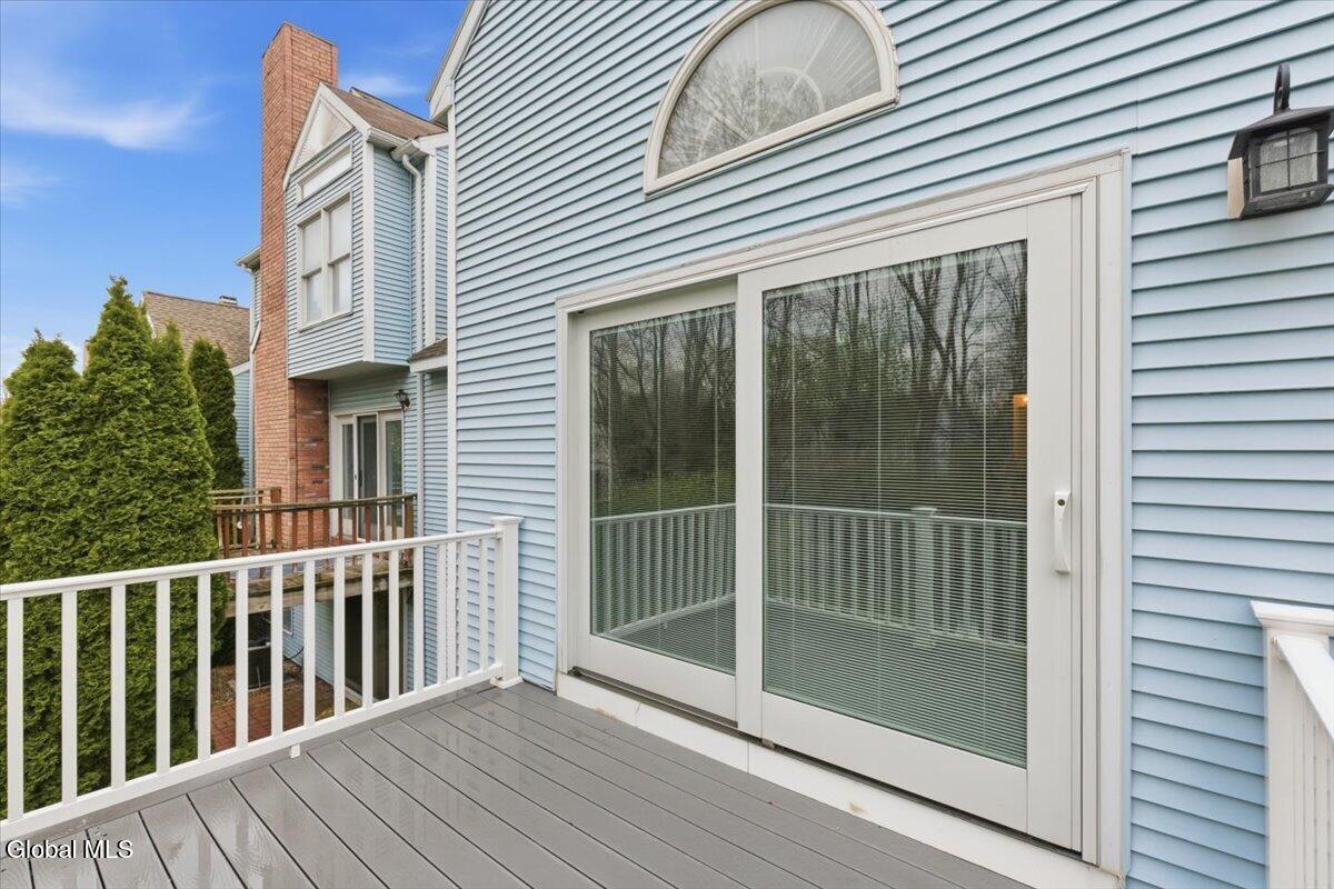 18 Kensington Place Albany NY 12209