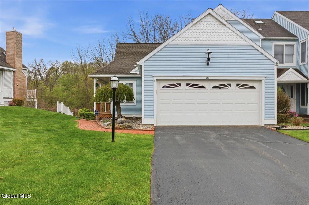 18 Kensington Place Albany NY 12209