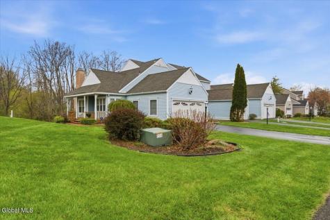 18 Kensington Place Albany NY 12209