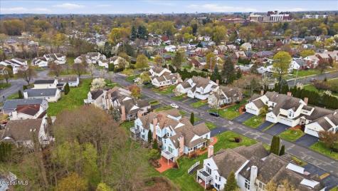 18 Kensington Place Albany NY 12209