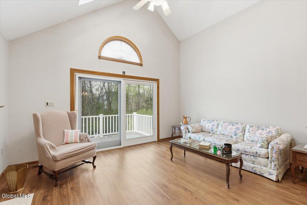 18 Kensington Place Albany NY 12209